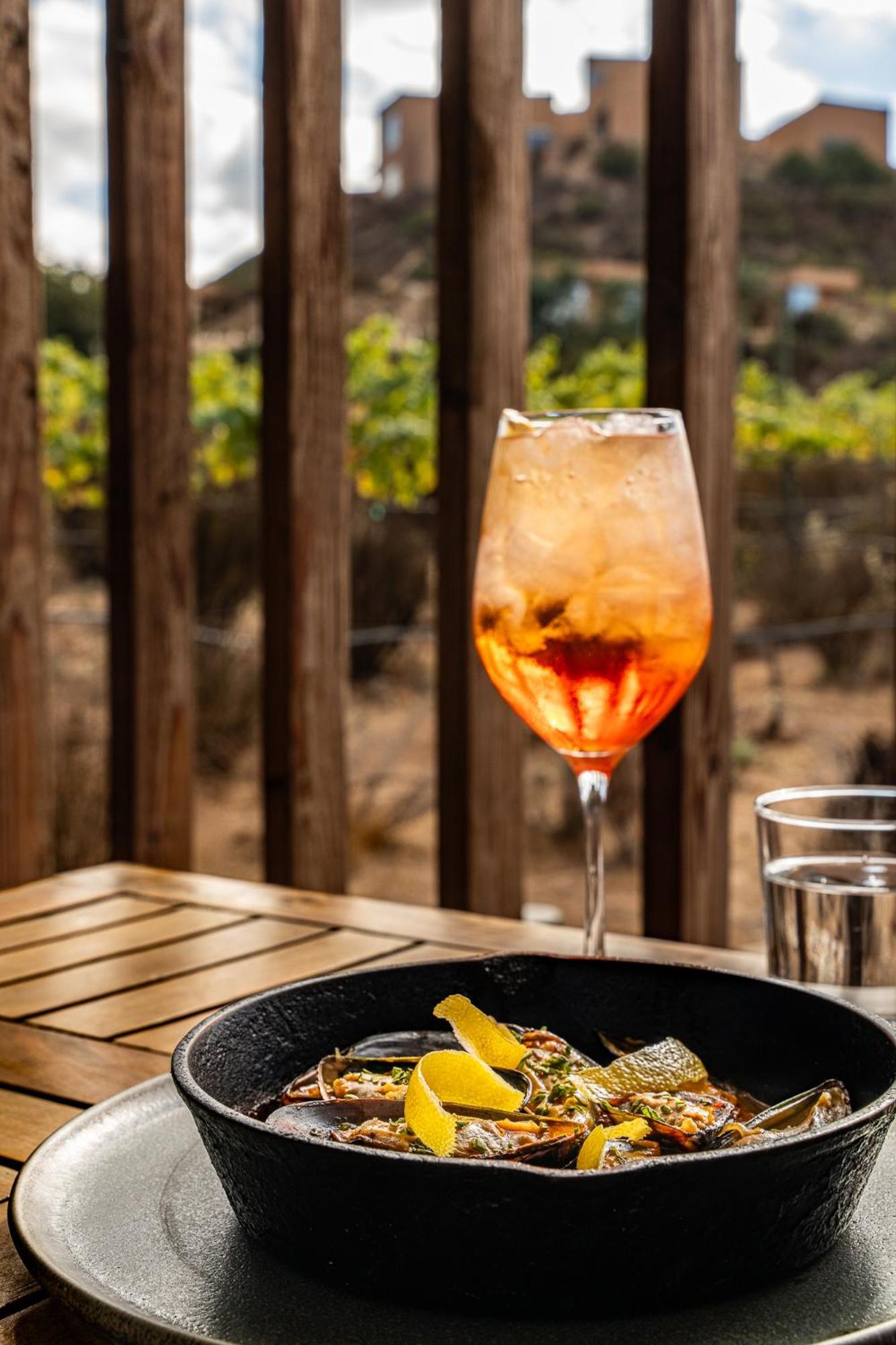Banyan Tree Veya, Valle De Guadalupe - A Wellbeing & Wine Resort Exterior photo